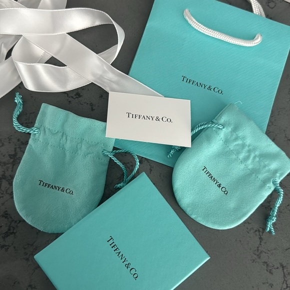 Tiffany packaging - Picture 2 of 3